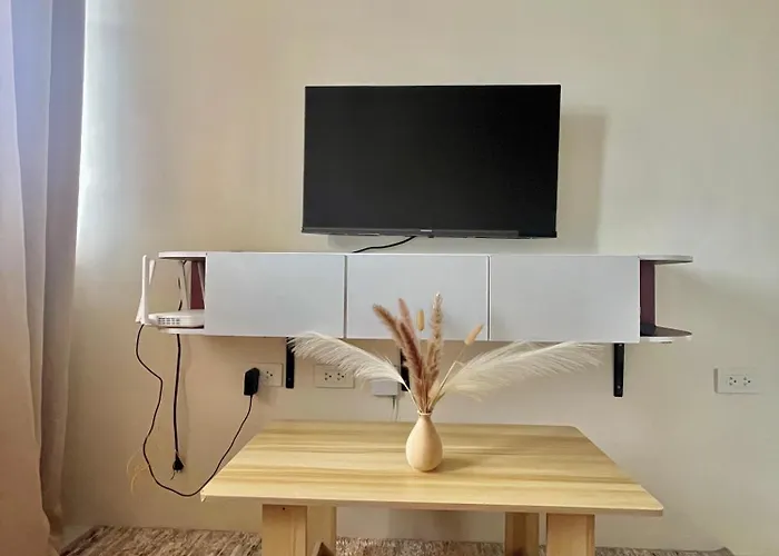 The Midpoint Residences 2 Bedroom For Couple Or Family Near Ayala Center Cebu And Sm Cebu 3*